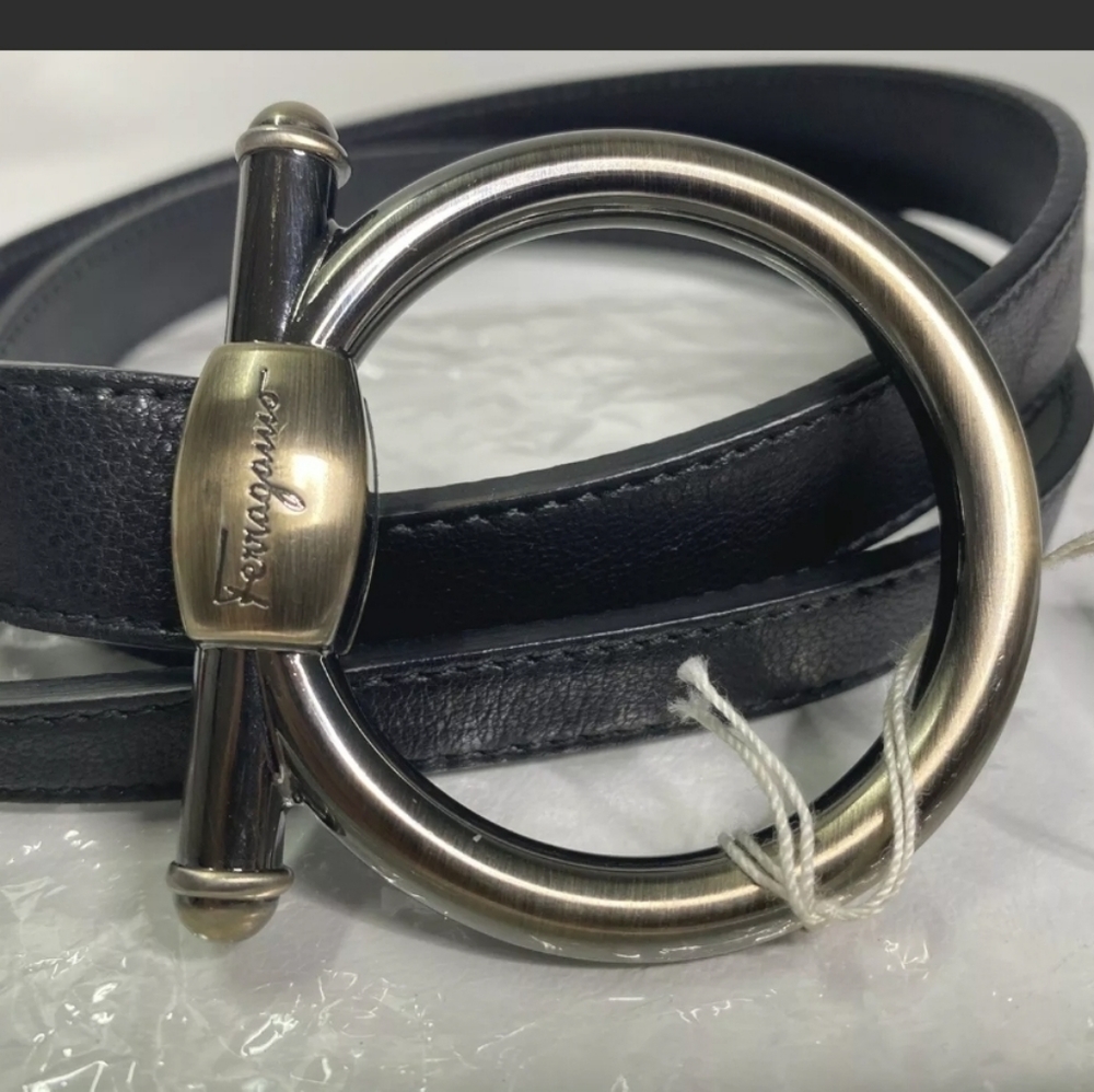 Authentic Ladies Salvatore Ferragamo Leather Belt